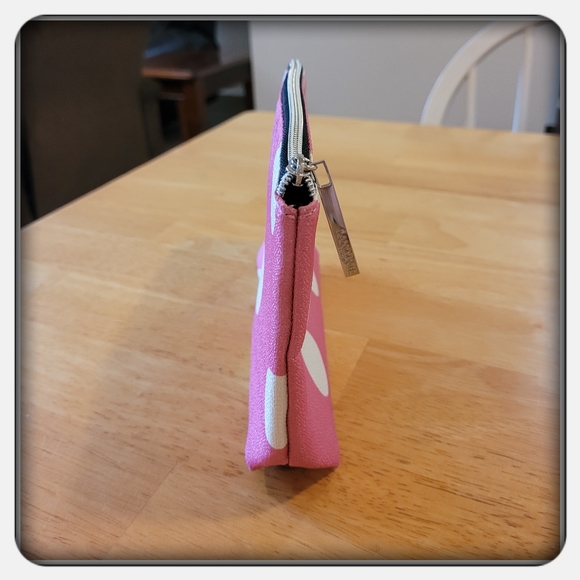 NWOT Lancome Pink Poka Dot Make Up Bag - Picture 2 of 6